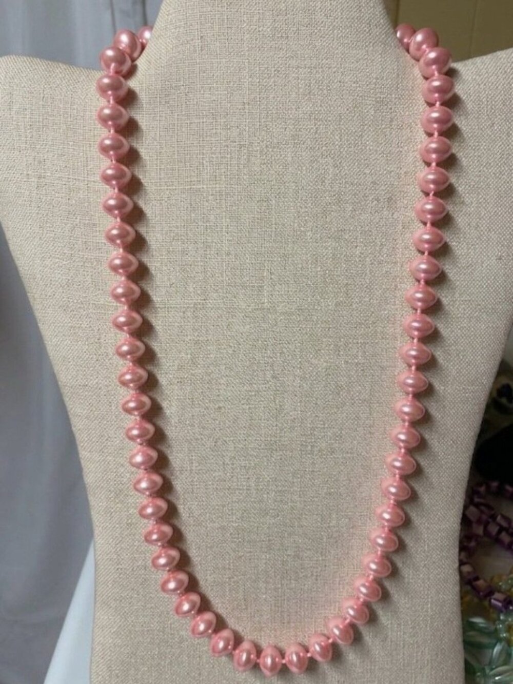 Vintage 1970-80 Square Beaded Necklace Pink